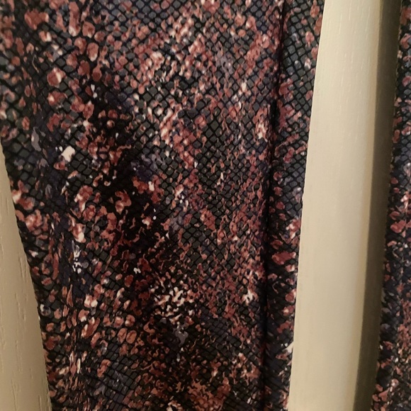 Spanx snake skin leggings - Picture 3 of 3